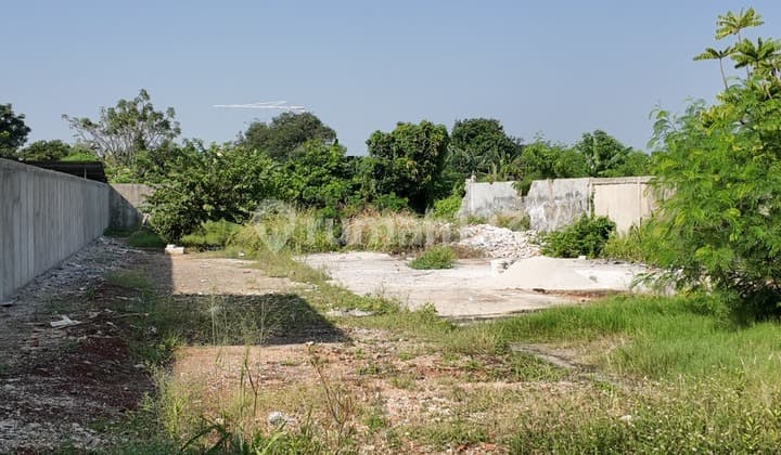 Lahan Kosong Lokasi Luas Dekat Jalan Raya Sangiang Tangerang