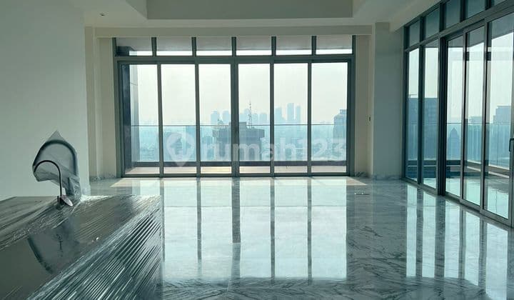 The Affordable Price Stature Penthouse Unit with Private Pool Central Jakarta