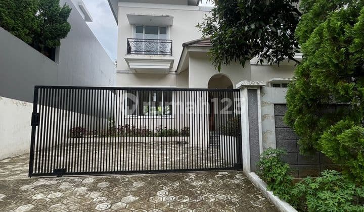 Disewakan Rumah 2 lantai dekat Sampoerna Academy Sentul