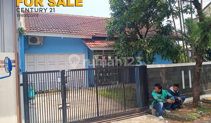 Murah Rumah Cocok Untuk Usaha di Taman Kopo Indah 2, Bandung