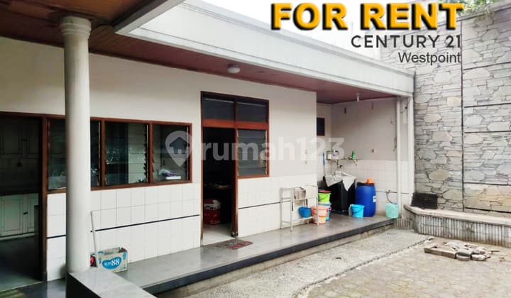 Murah Ruko Cocok Untuk Bisnis Showroom di Jl. Jamika, Bandung