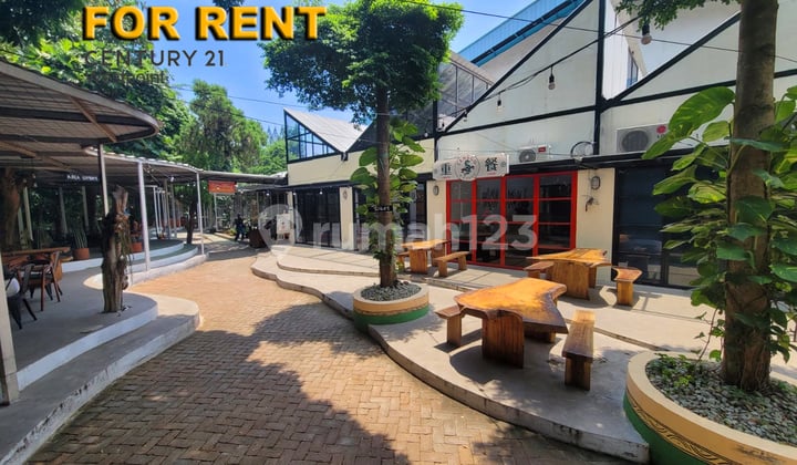 Murah Ruang Usaha Ex. Resto Bagus di Sayap Dago, Bandung