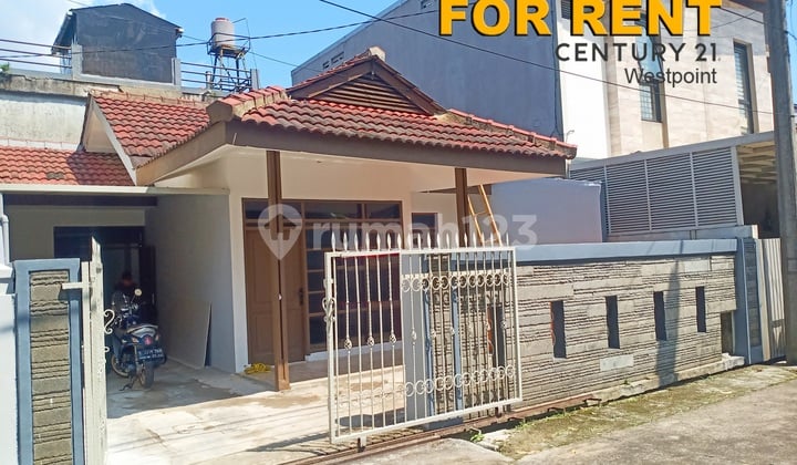 Murah Rumah Baru Renovasi 2 Kamar di Taman Holis Indah, Bandung