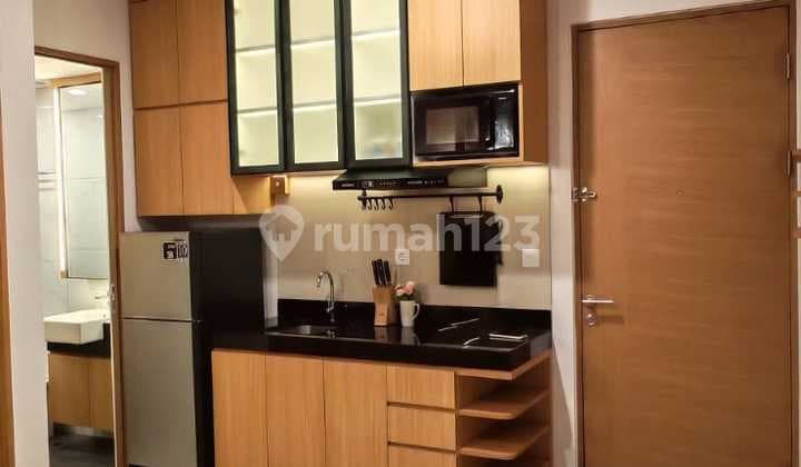 Murah !! Disewakan !! Apt. Newton 2 by Ciputra World Jakarta Luas 40 1BR Full Furnish Lantai Tinggi