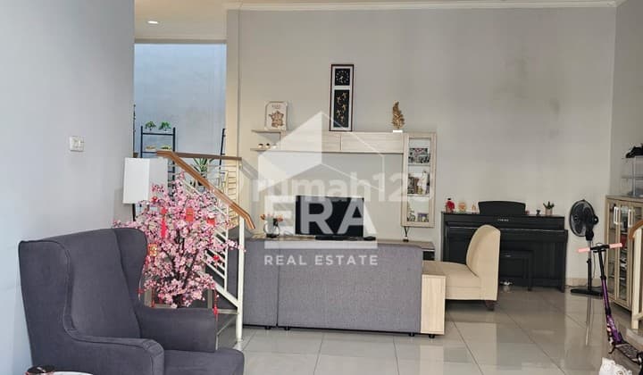 Dijual Cepat !! Rumah Siap Huni Luas 120 di Komp. Walikota Kelapa Gading , Bisa Nego