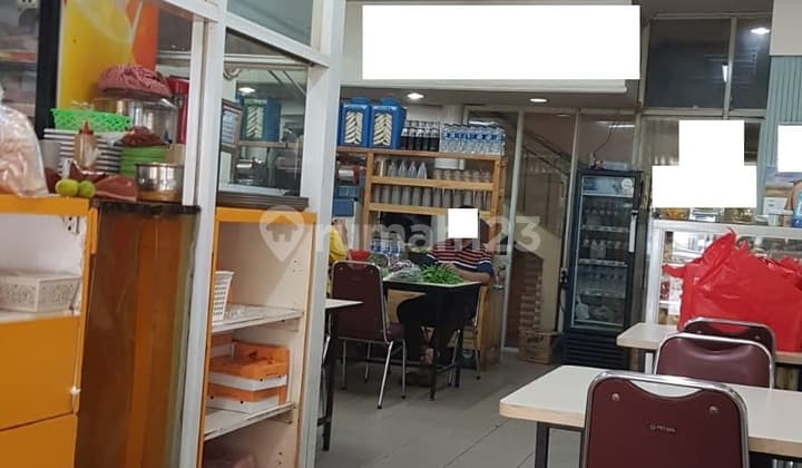 Dijual Cepat Ruko Lokasi Ok Strategis Jalan 3 Mobil di Boulevard Raya , Bisa Nego