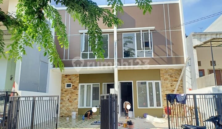 Murah!! Dijual Rumah Brand New Minimalis 4,5 X 15 Siap Huni di Gading Griya Residence Hadap Selatan