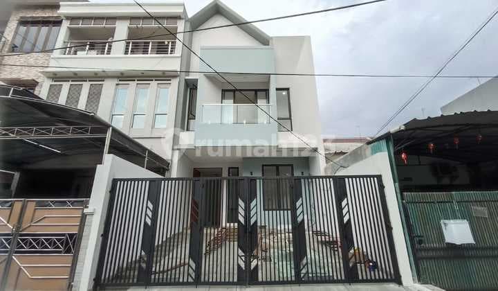 Jual Rumah Minimalis Di Elok Utara 6x20 Jalanan 3 Mobil Hadep Barat