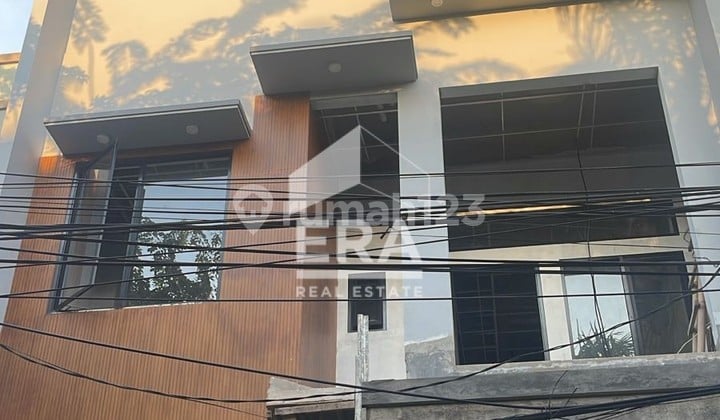 Murah !! Dijual Cepat !! Rumah Siap Huni Luas 135 di Pondok Gading Utama , Bisa Nego Murah !! Dijual Cepat !! Rumah Siap Huni Luas 135 di Pondok Gading Utama , Bisa Nego