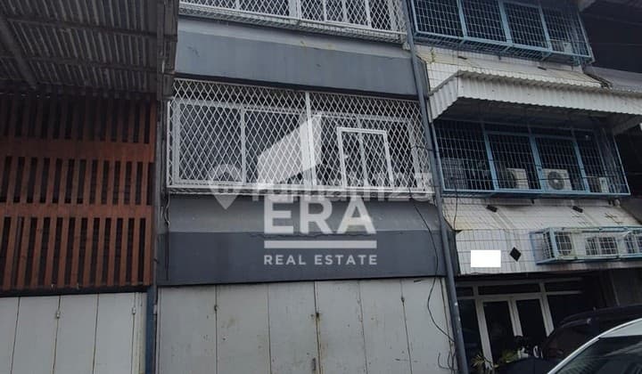 Murah !! Dijual Ruko Siap Pakai 5x15 Kosongan di Taman Nyiur Sunter Hadap Barat