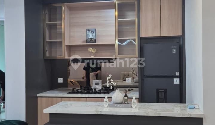 Murah !! Dijual Apt. Gading Resort Residence Luas 103 Sudah Renovasi Cash Only Full Furnish SHM