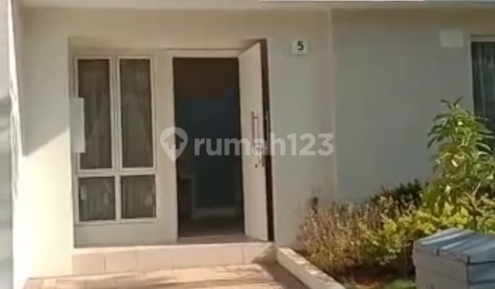 Ready-to-Occupy House in Summarecon Cluster Berryl