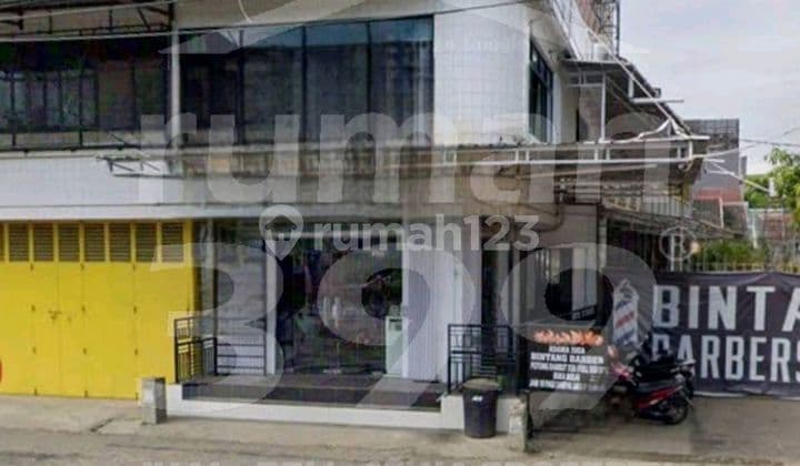 Ready-to-Use Commercial Shop-House for Business on Sultan Hasanuddin Road Axis, Gowa
