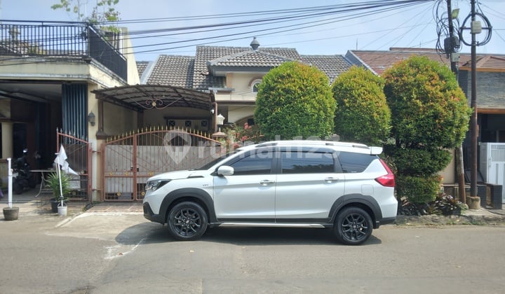HOUSE IN VILLA NUSA INDAH 3 BOULEVARD NEGOTIABLE PRICE