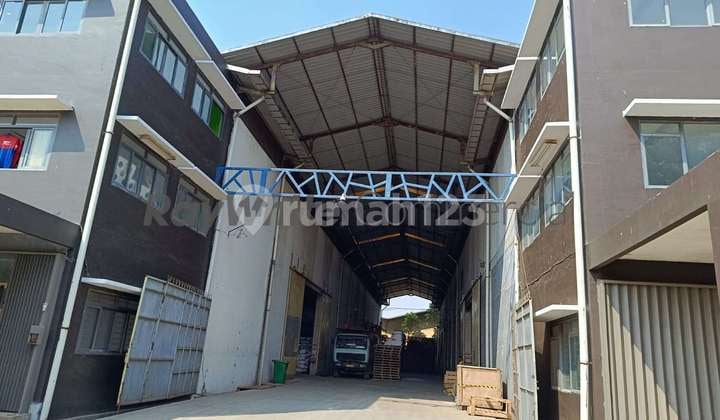 Gedung + Kantor + Gudang + Workshop Luas 6000m2 di Kawasan Wahyu Industri Sejahtera Di Klapanunggal Bogor