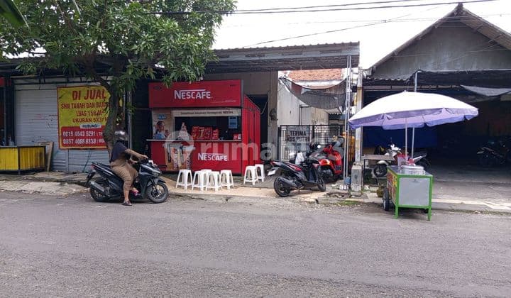 Rumah Kost Aktif Tengah Kota Lamongan