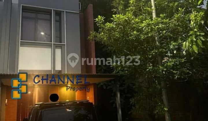 Jual Rumah Dekat Tol dan Pasmod Intermoda Freja House BSD, Fl