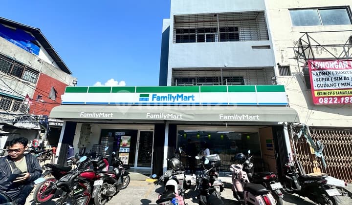 Ruko Gandeng Jalan Teluk Gong Raya Lt 220Mtr Jakarta Utara