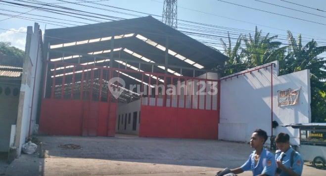 Dijual Lelang Gudang Lokasi Strategis di Kuningan Jawa Barat