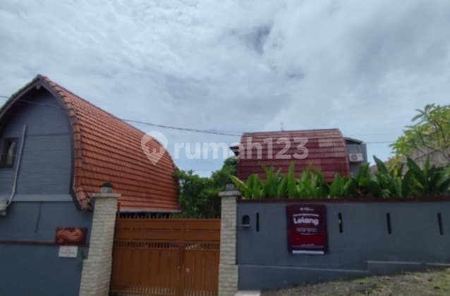 Dijual Villa Mewah Private Pool di Kuta Bali