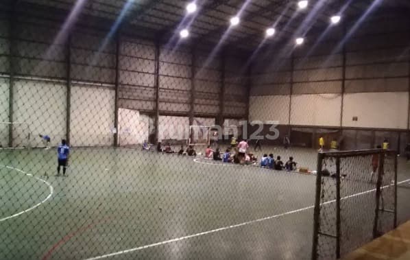 For Rent Commercial Futsal Space Strategic Location in Karang Tengah Tangerang