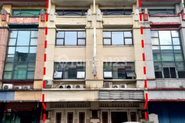 Dijual Ruko 3 Lantai lt 156 M2 Lokasi Strategis di Cipete Kebayoran Baru Jakarta Selatan