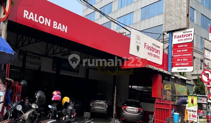 Bengkel Mobil Jalan Salemba Raya Lt 502Mtr Jakarta Pusat