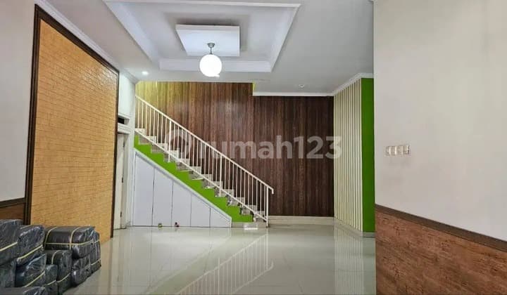 Two-story house in Taman Royal 3 Tangerang.