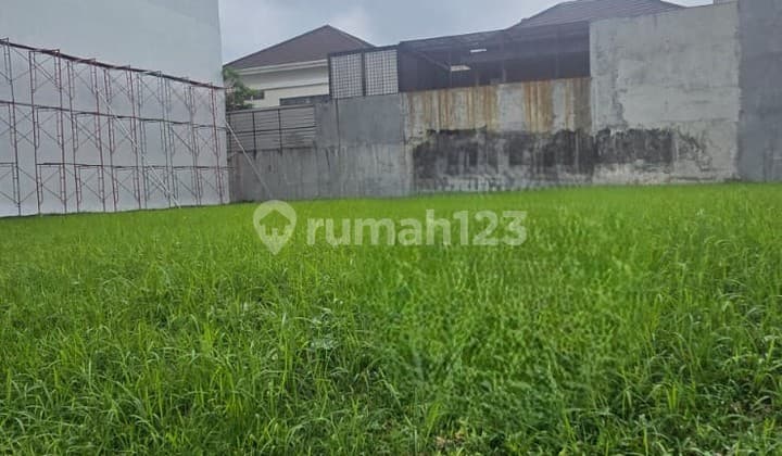 Sutera Aruna Alam Sutera Plot