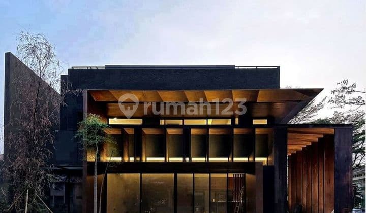 Rumah Mewah 3lantai Sutera Palma Alam Sutera Tangerang
