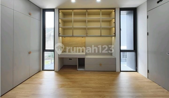 Rumah Hook Premium baru Taman ratu Siap Huni