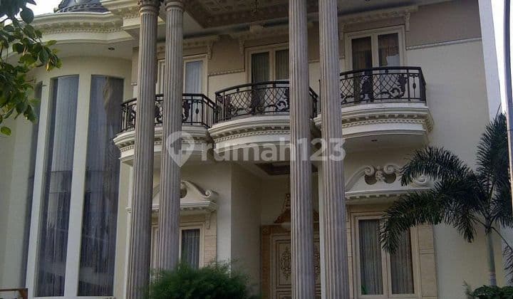 Rumah Villa Regency Pakuwon Indah Surabaya 3 Lantai