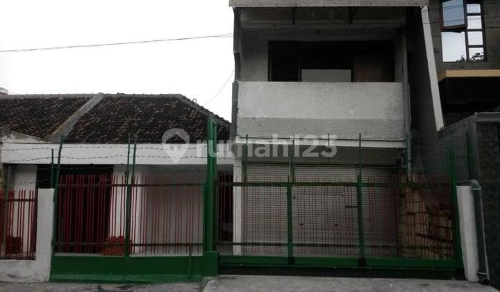 Rumah Usaha Jalan Buntek Perak Surabaya 2 Lantai