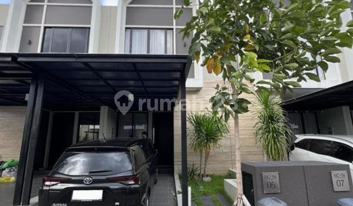 Rumah Northwest Park Millenial Surabaya 2 Lantai Hadap Selatan Semi Furnish