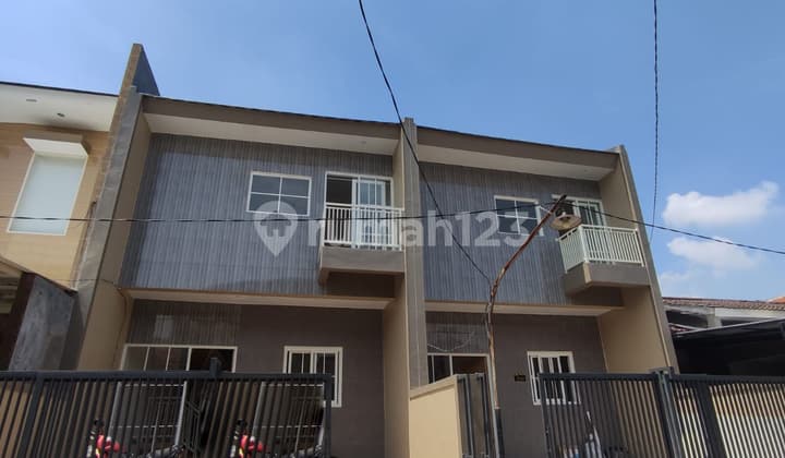 Rumah Mulyosari Utara Surabaya 2 Lantai Hadap Timur