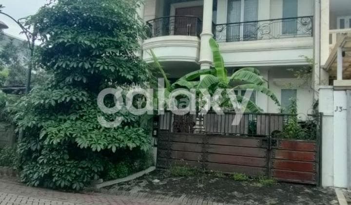 Citraland Surabaya Golf Strait 2-Storey South West Hook Semi-Furnished House
