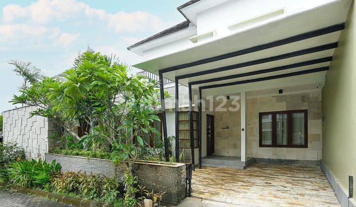 Villa Perumahan Terrace Paviliun Taman Griya Jimbaran