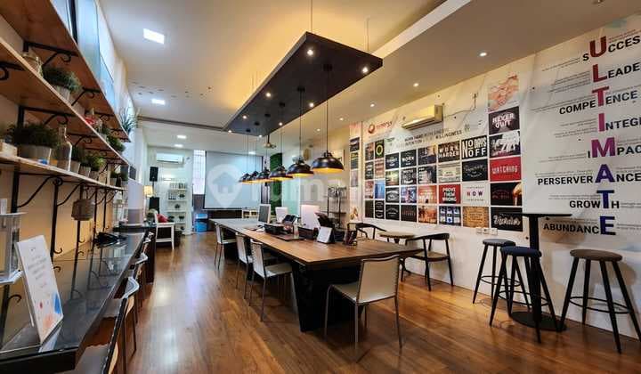 Indragiri Surabaya Shop House 4.5 Floors Semi Furnished