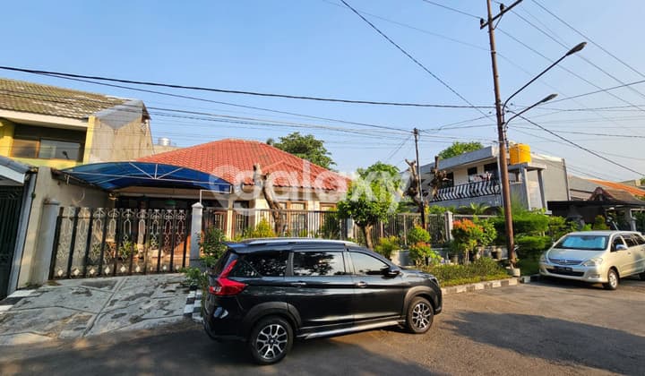 Rumah dan Rumah Kost Darmo Baru Barat Surabaya Tusuk Sate