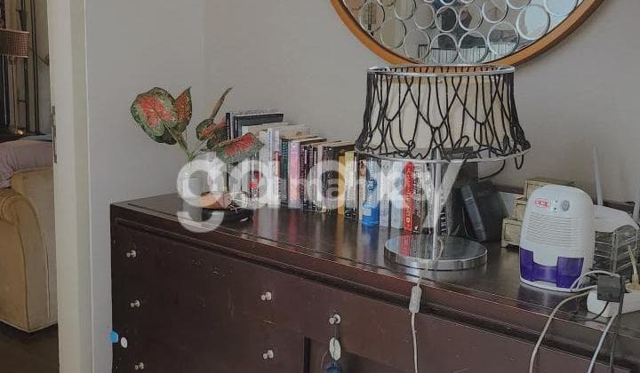 Rumah The Mansion Surabaya 3 Lantai Hadap Selatan