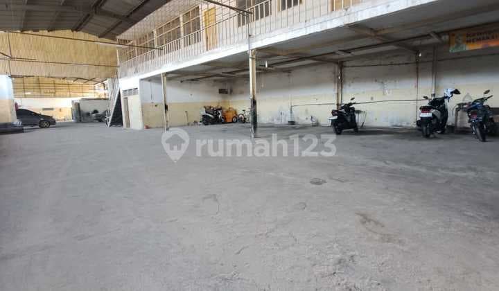 Comfortable Warehouse Ready to Use With Strategic Location at Sayap Sudirman Bandung