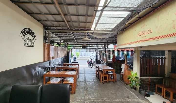 For Sale: Ready-to-Use House & Business Space in a Strategic Location, Turangga, Bandung