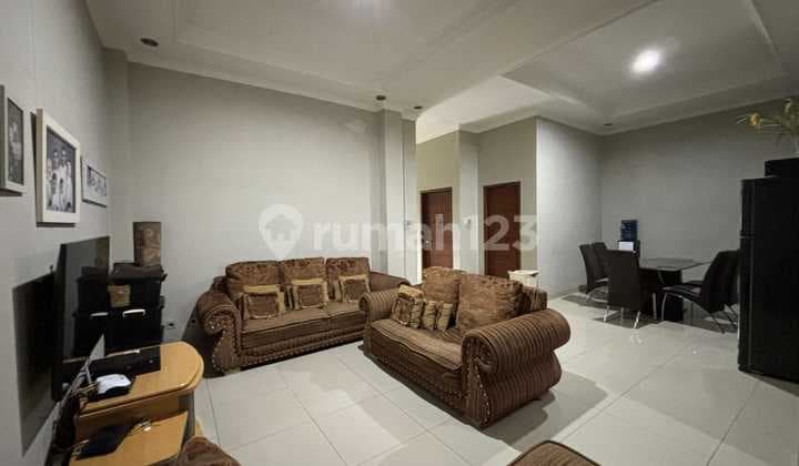 Dijual Rumah Nyaman Siap Huni Lokasi Strategis di Daerah Ciumbuleuit Bandung