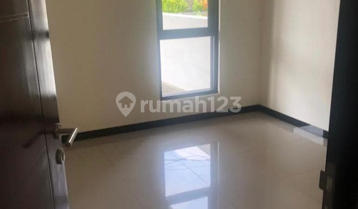 Disewakan Rumah Nyaman Siap Huni Minimalis Lokasi di Taman Kopo Indah 2 Cluster Bloomingville Bandung