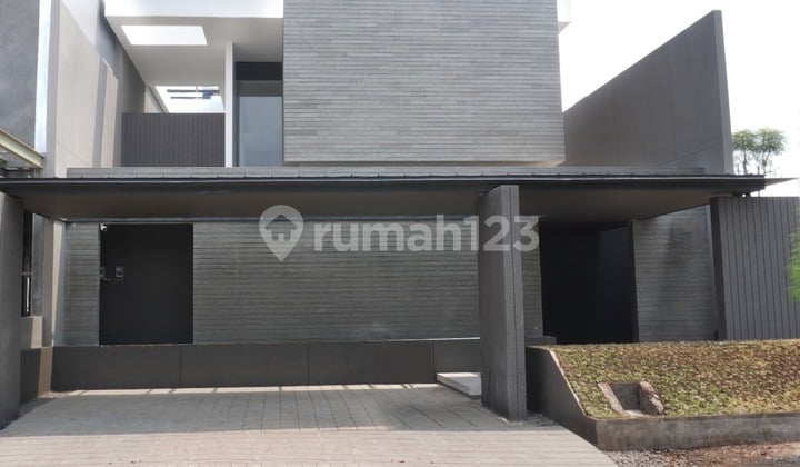 Dijual Rumah 100% Baru Mewah Modern Full Furnished Siap Huni Lokasi di Kota Baru Parahyangan Bandung