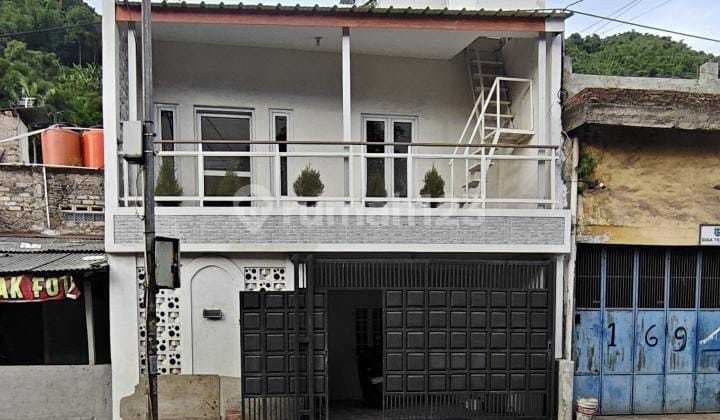 Dijual Rumah Furnished Siap Huni Lokasi di Jalan Kerkof Cibeber Cimahi