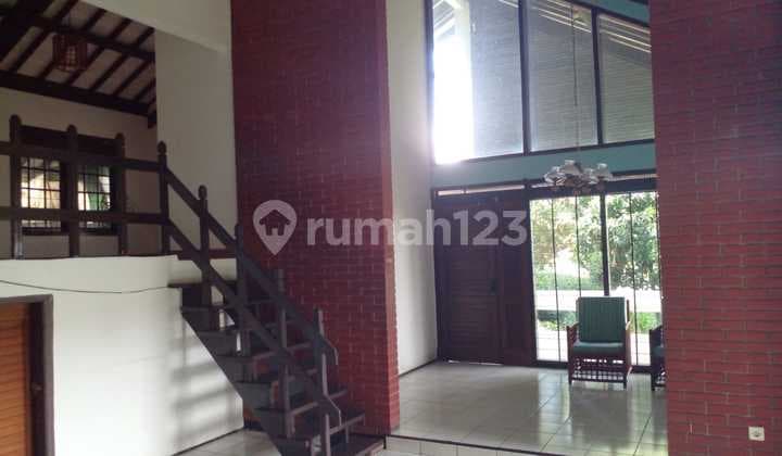 For Rent Semi-Furnished House Ready to Occupancy Location in Setra Indah Bandung