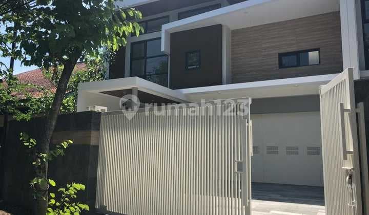 Dijual Rumah 2 Lantai Siap Huni Pusat Kota Lokasi di Lengkong Bandung