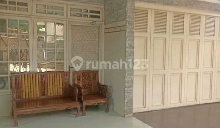 Dijual Rumah + Tempat Usaha Full Furnished Siap Huni Lokasi di Gandasari Soreang Bandung