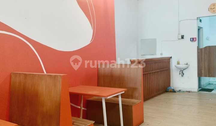 Disewakan Ruko 2 Lantai Siap Pakai Cocok untuk Usaha Lokasi di Singgasana Pradana Bandung